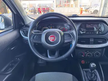 Fiat Tipo 1.4  95 CP
