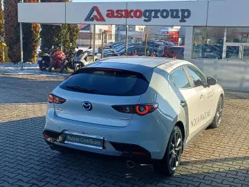 Mazda 3 2.0 mild hibrid 186 CP MT6