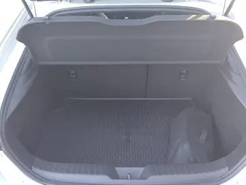 Mazda 3 2.0 mild hibrid 186 CP MT6