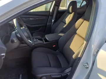 Mazda 3 2.0 mild hibrid 186 CP MT6