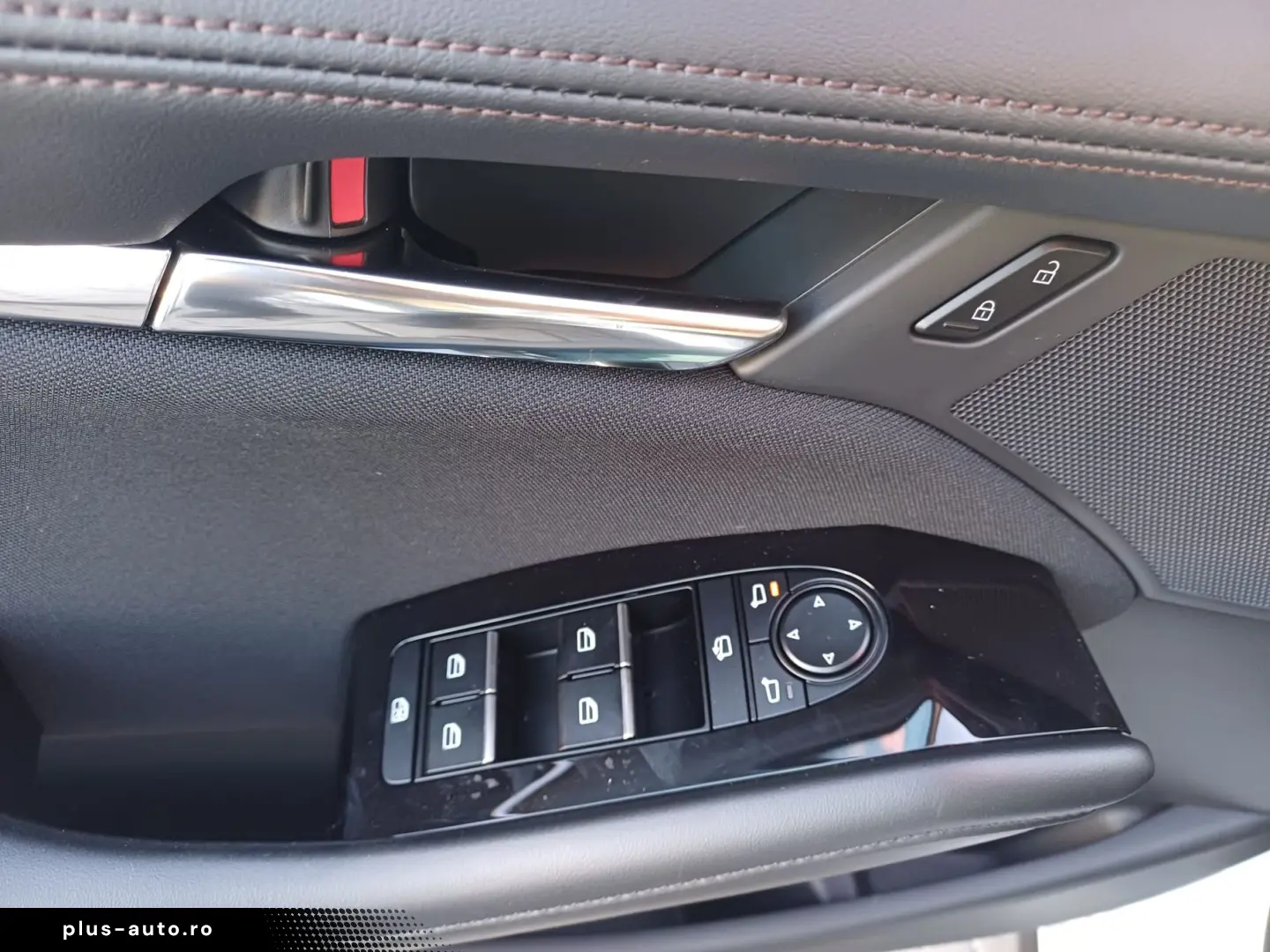 Mazda 3 2.0 mild hibrid 186 CP MT6