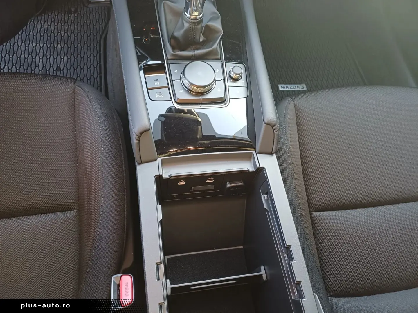 Mazda 3 2.0 mild hibrid 186 CP MT6