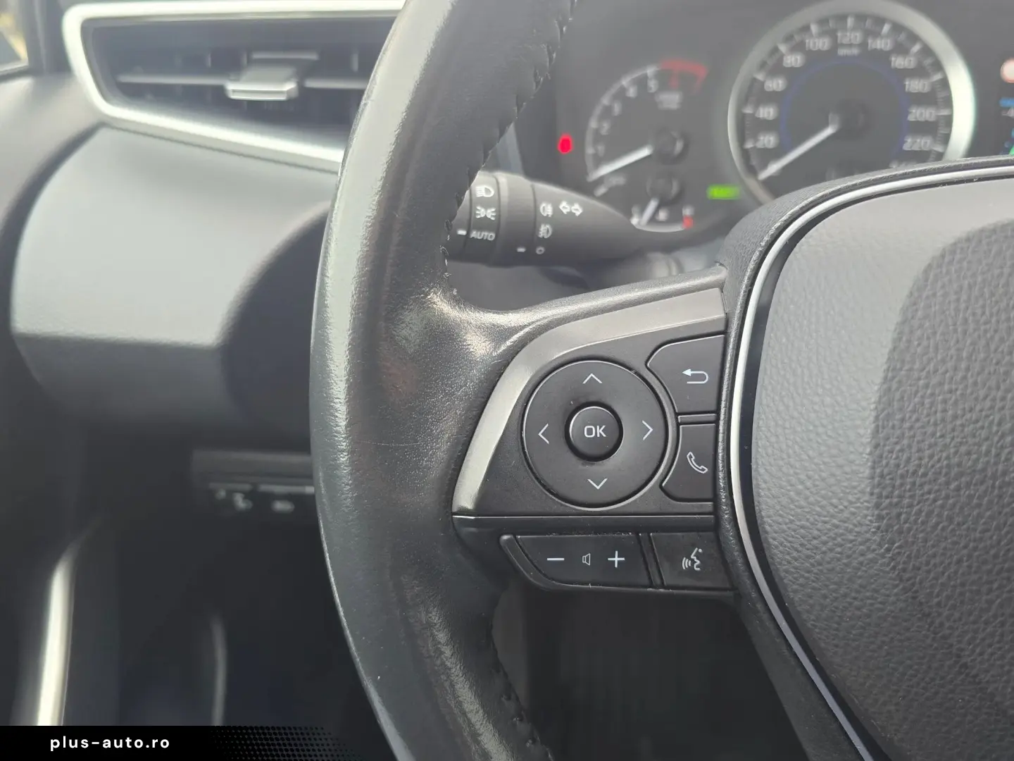 Toyota Corolla Sedan 1.8 Hybrid -Business