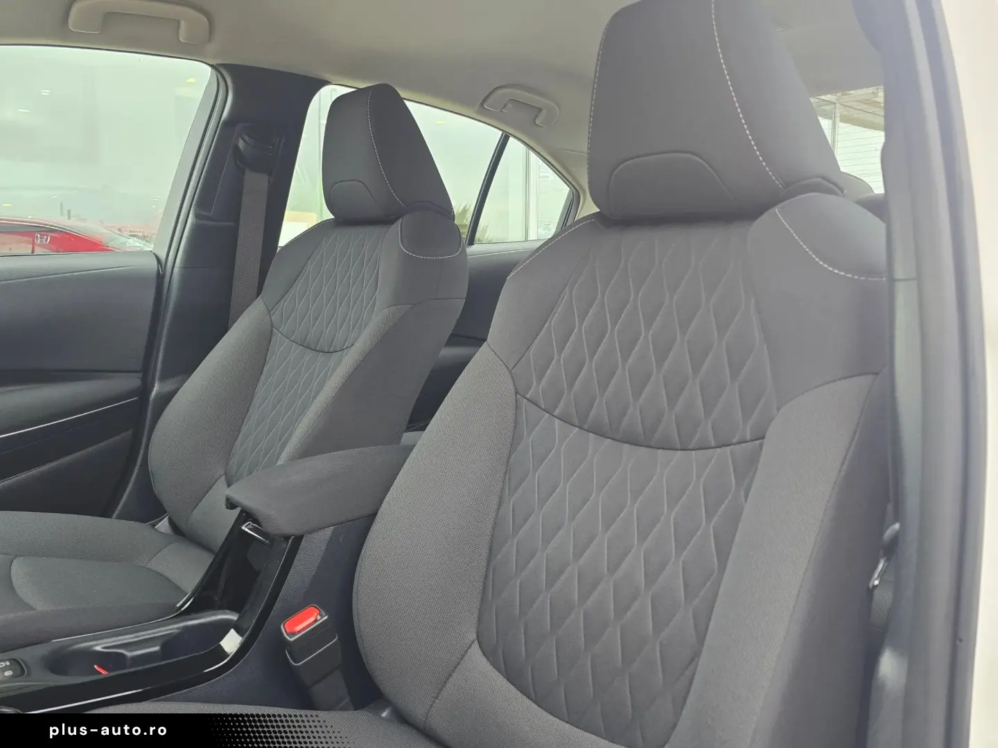 Toyota Corolla Sedan 1.8 Hybrid -Business