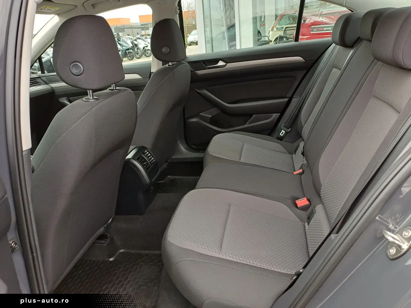 Volkswagen Passat Trendline 1.5 Tsi 150 CP DSG