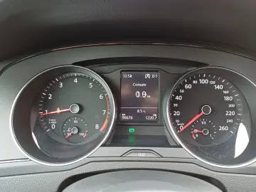 Volkswagen Passat Trendline 1.5 Tsi 150 CP DSG