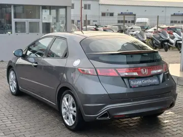 Honda CIVIC 1.8 benzina 140 CP MT6 Executive