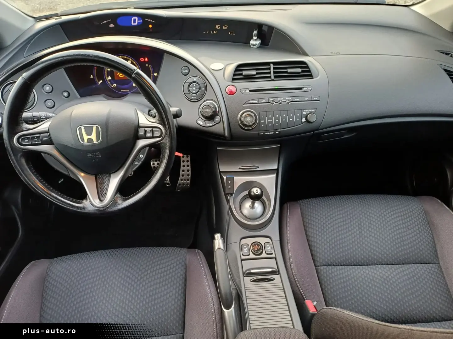 Honda CIVIC 1.8 benzina 140 CP MT6 Executive