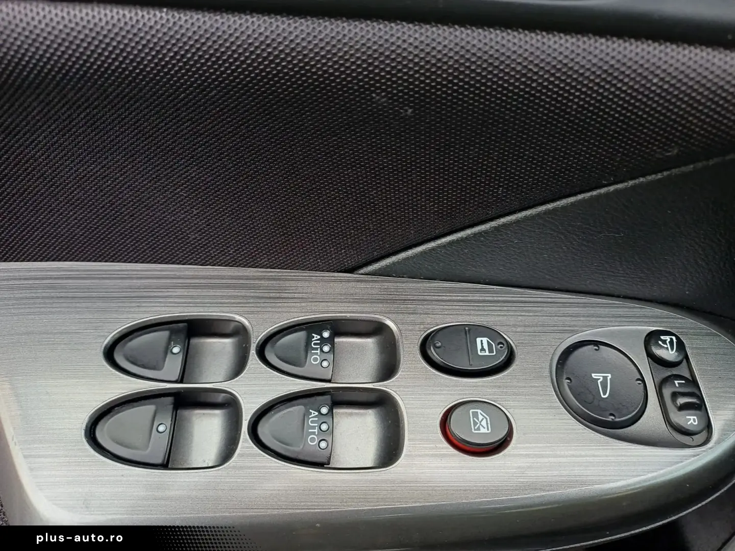 Honda CIVIC 1.8 benzina 140 CP MT6 Executive