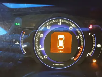 Honda CIVIC 1.8 benzina 140 CP MT6 Executive