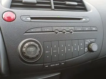 Honda CIVIC 1.8 benzina 140 CP MT6 Executive