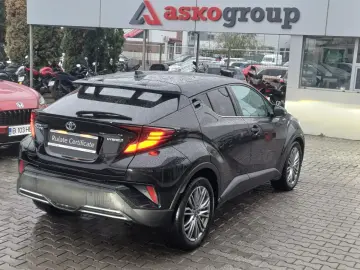 TOYOTA C-HR Hybrid 2.0 184 CP Classy