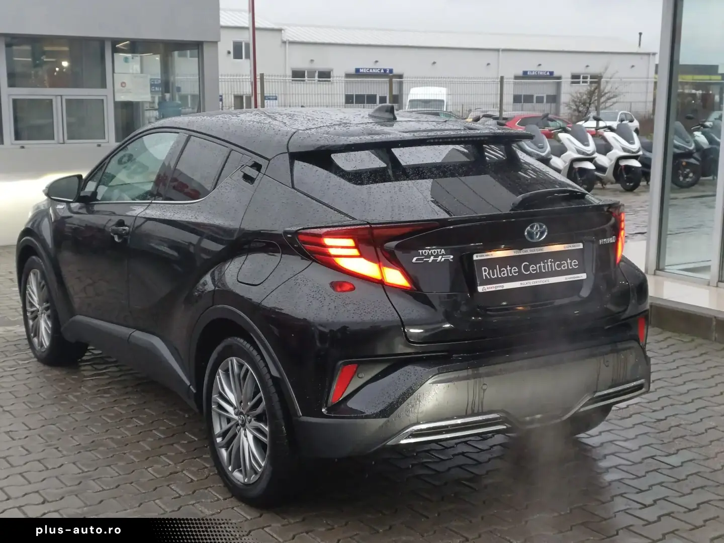 TOYOTA C-HR Hybrid 2.0 184 CP Classy
