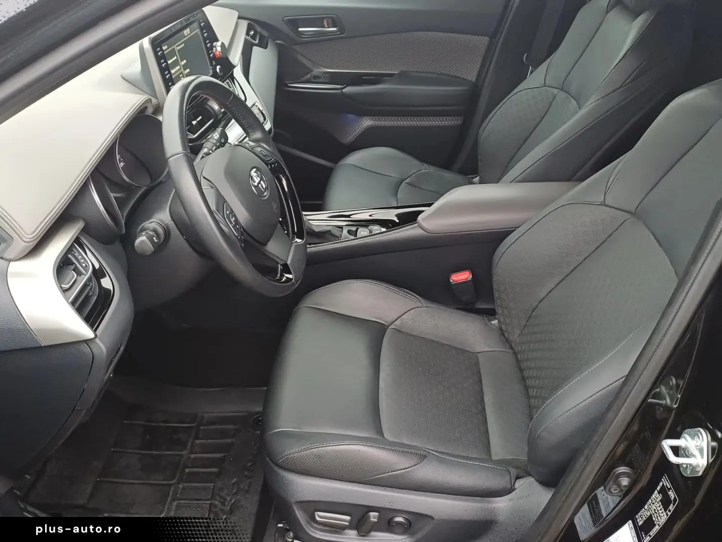 TOYOTA C-HR Hybrid 2.0 184 CP Classy