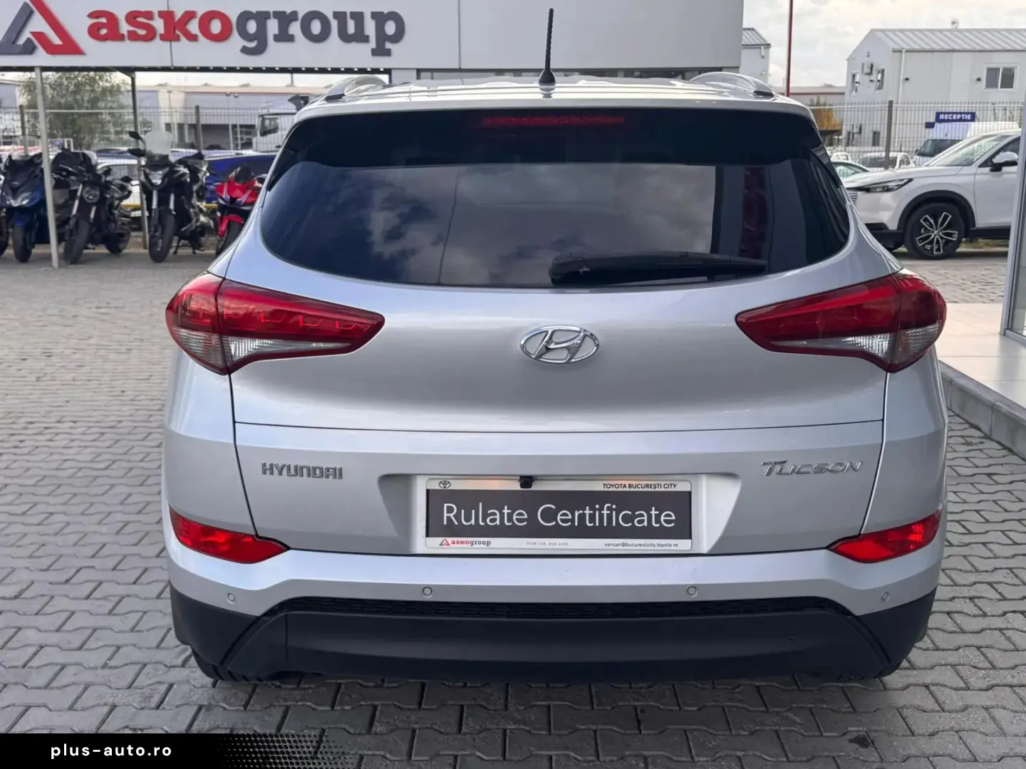 Hyundai Tucson  1.6 MT 2WD