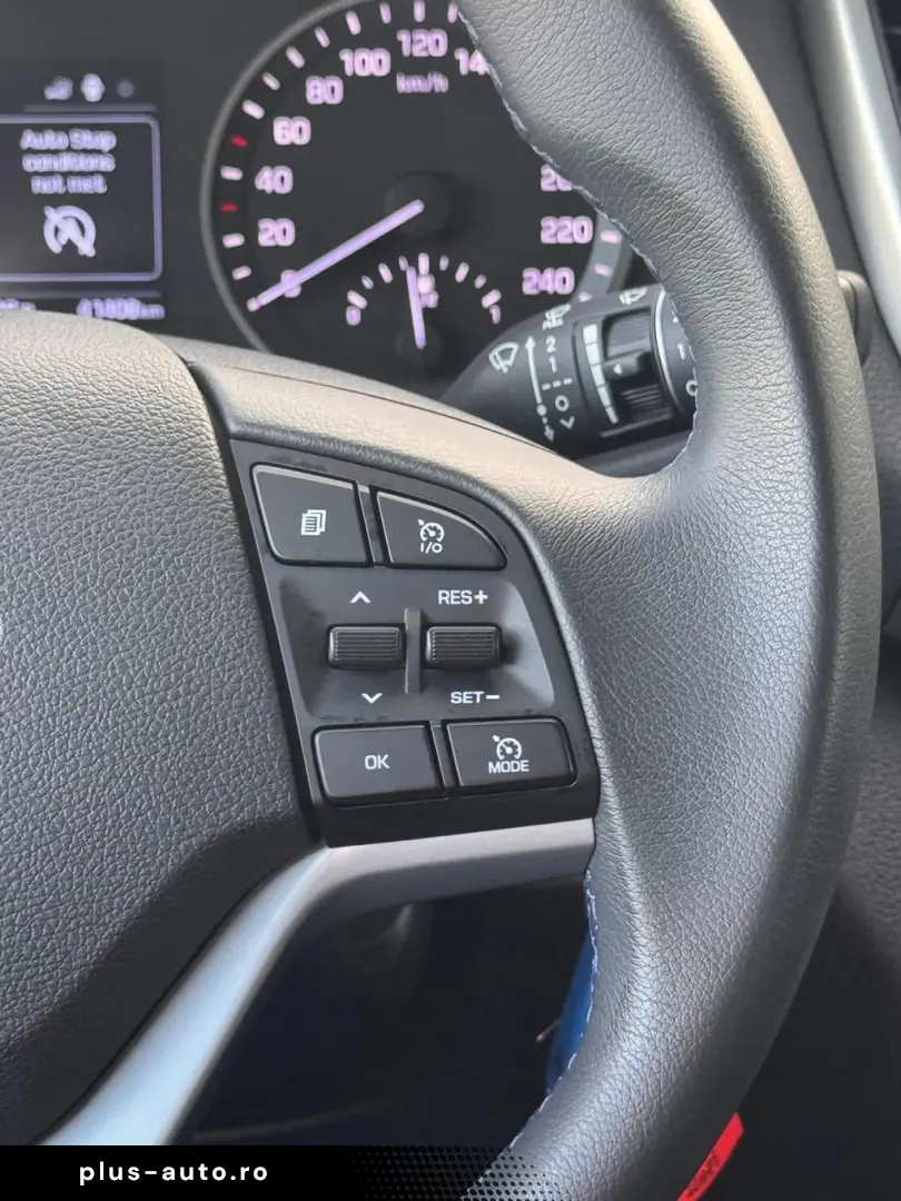 Hyundai Tucson  1.6 MT 2WD