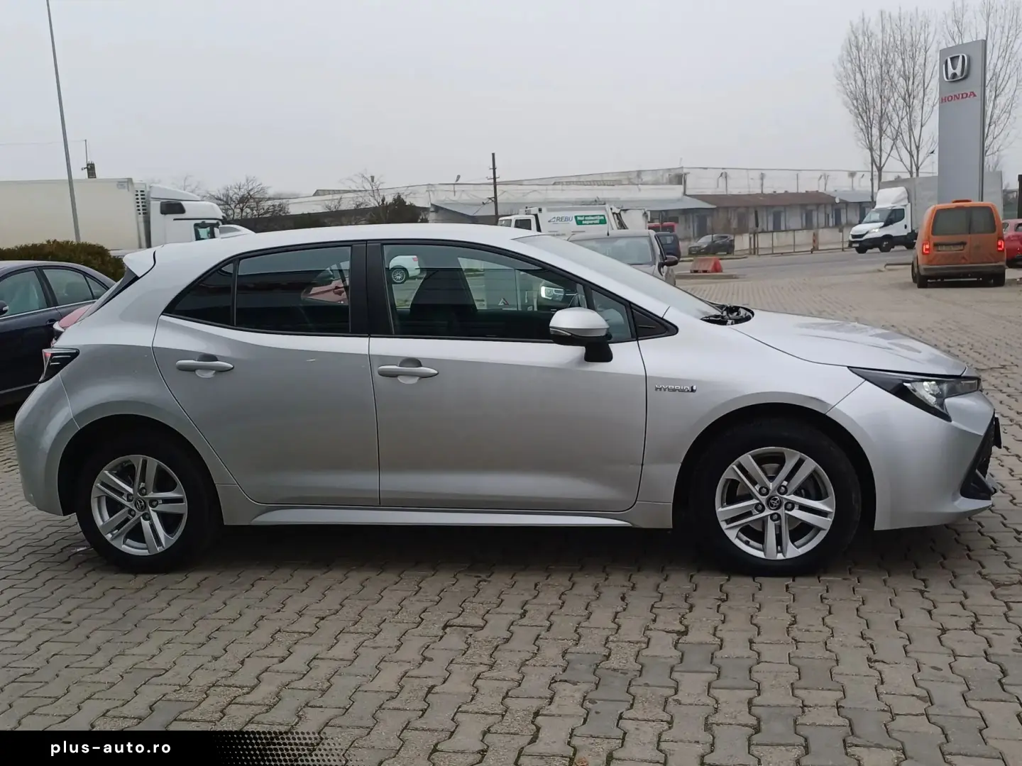Toyota Corolla  Dynamic 1.8 HYBRID 122 CP