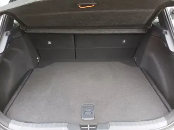 Toyota Corolla  Dynamic 1.8 HYBRID 122 CP