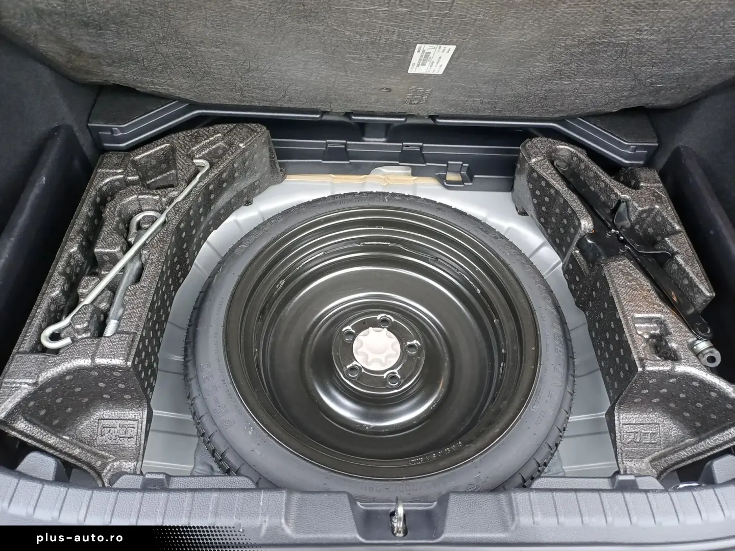 Toyota Corolla  Dynamic 1.8 HYBRID 122 CP