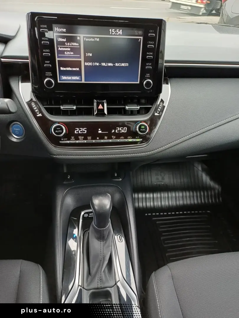 Toyota Corolla  Dynamic 1.8 HYBRID 122 CP