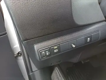 Toyota Corolla  Dynamic 1.8 HYBRID 122 CP