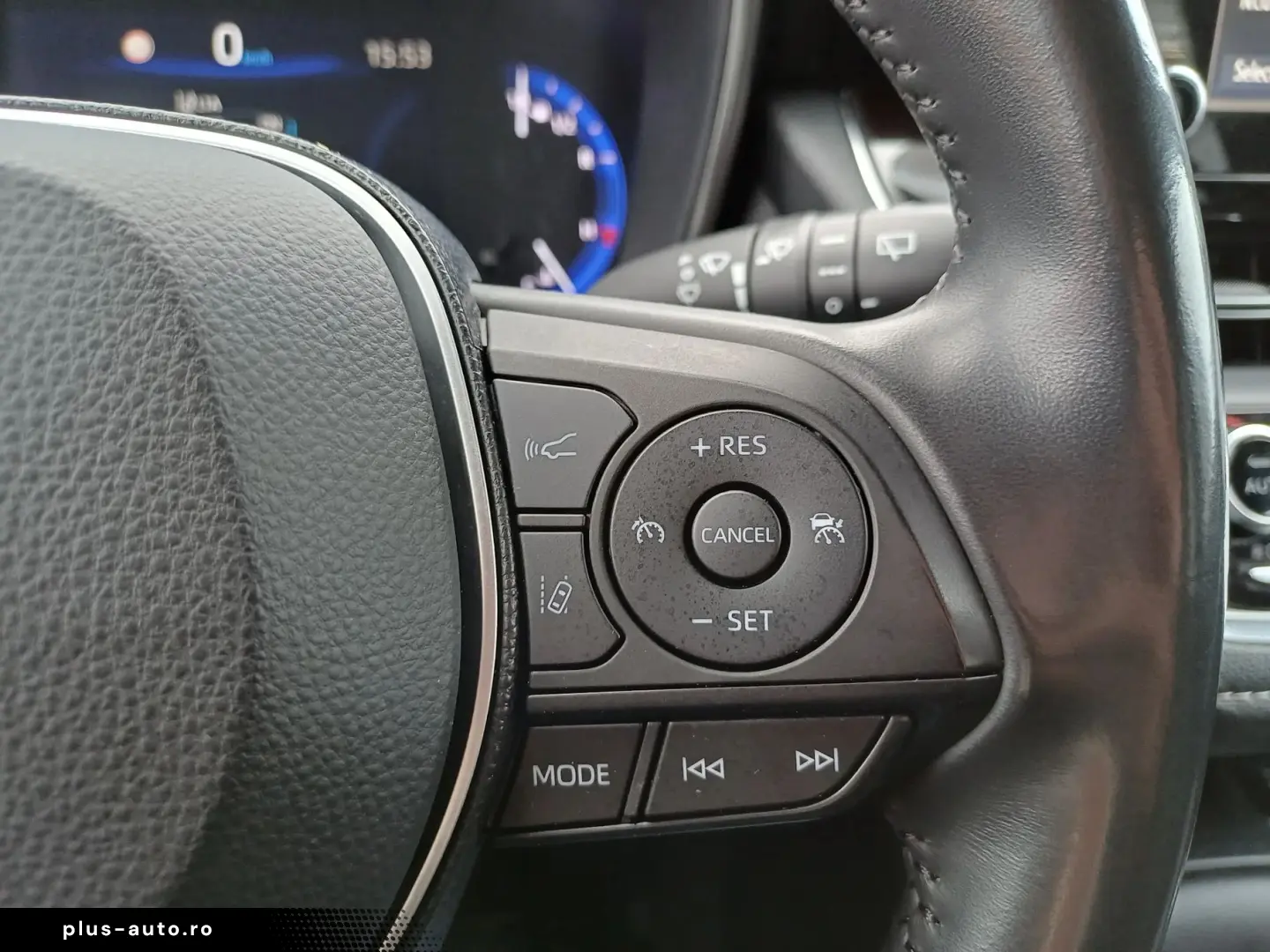 Toyota Corolla  Dynamic 1.8 HYBRID 122 CP