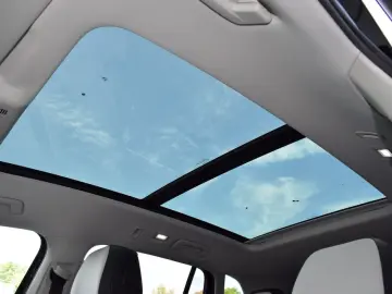 VW Tiguan TDI 2.0 DSG  Elegance AHK StandHz Leder