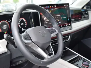 VW Tiguan TDI 2.0 DSG  Elegance AHK StandHz Leder