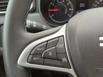 Dacia Duster Journey 1.3 TCE 150 CP EDC