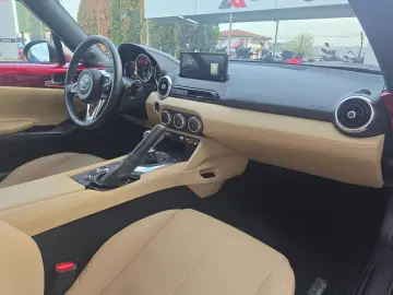 MAZDA MX-5 Kazari - 1.5 - 132 CP MT