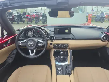 MAZDA MX-5 Kazari - 1.5 - 132 CP MT