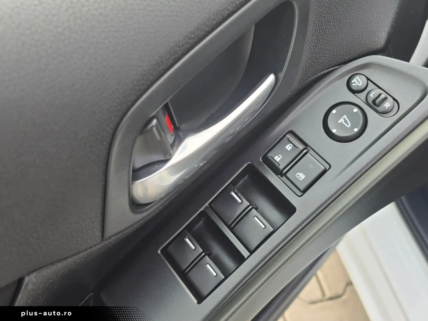 Honda CIVIC Elegance 1.8 - 140 CP MT