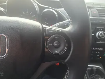 Honda CIVIC Elegance 1.8 - 140 CP MT