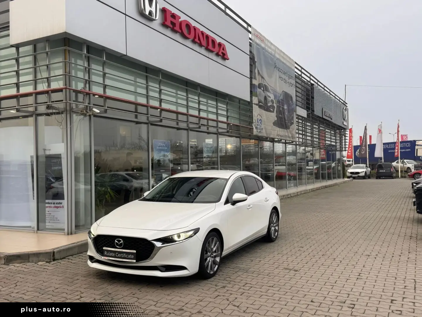 MAZDA 3 SEDAN 2.0 SkyActiv-G150 Plus AT