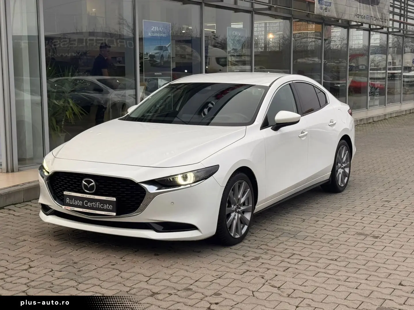 MAZDA 3 SEDAN 2.0 SkyActiv-G150 Plus AT