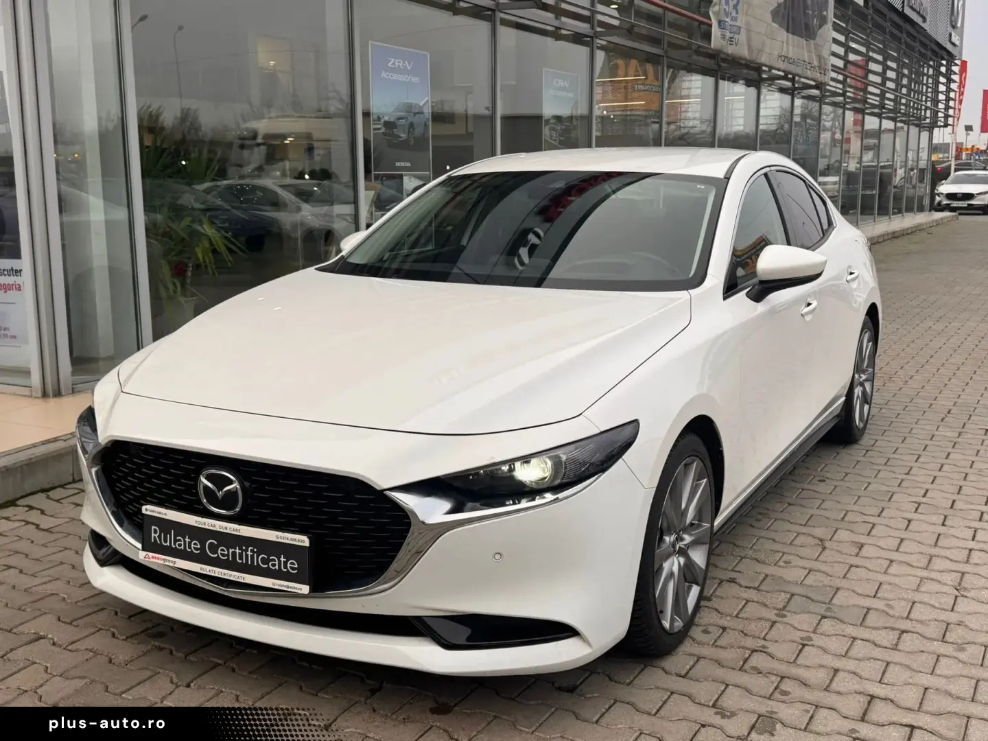 MAZDA 3 SEDAN 2.0 SkyActiv-G150 Plus AT