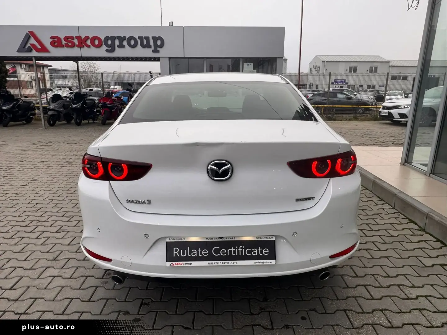 MAZDA 3 SEDAN 2.0 SkyActiv-G150 Plus AT