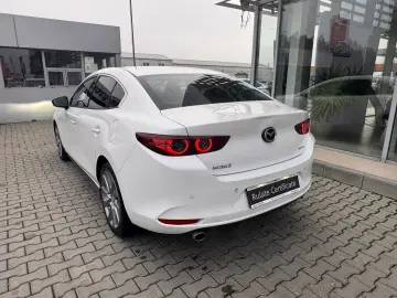 MAZDA 3 SEDAN 2.0 SkyActiv-G150 Plus AT