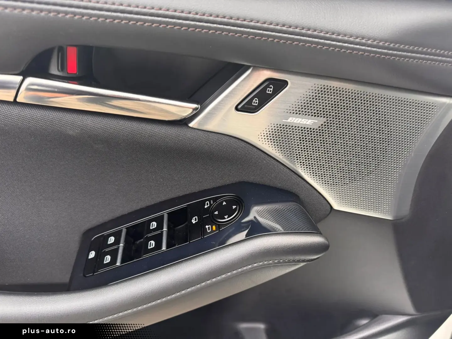 MAZDA 3 SEDAN 2.0 SkyActiv-G150 Plus AT