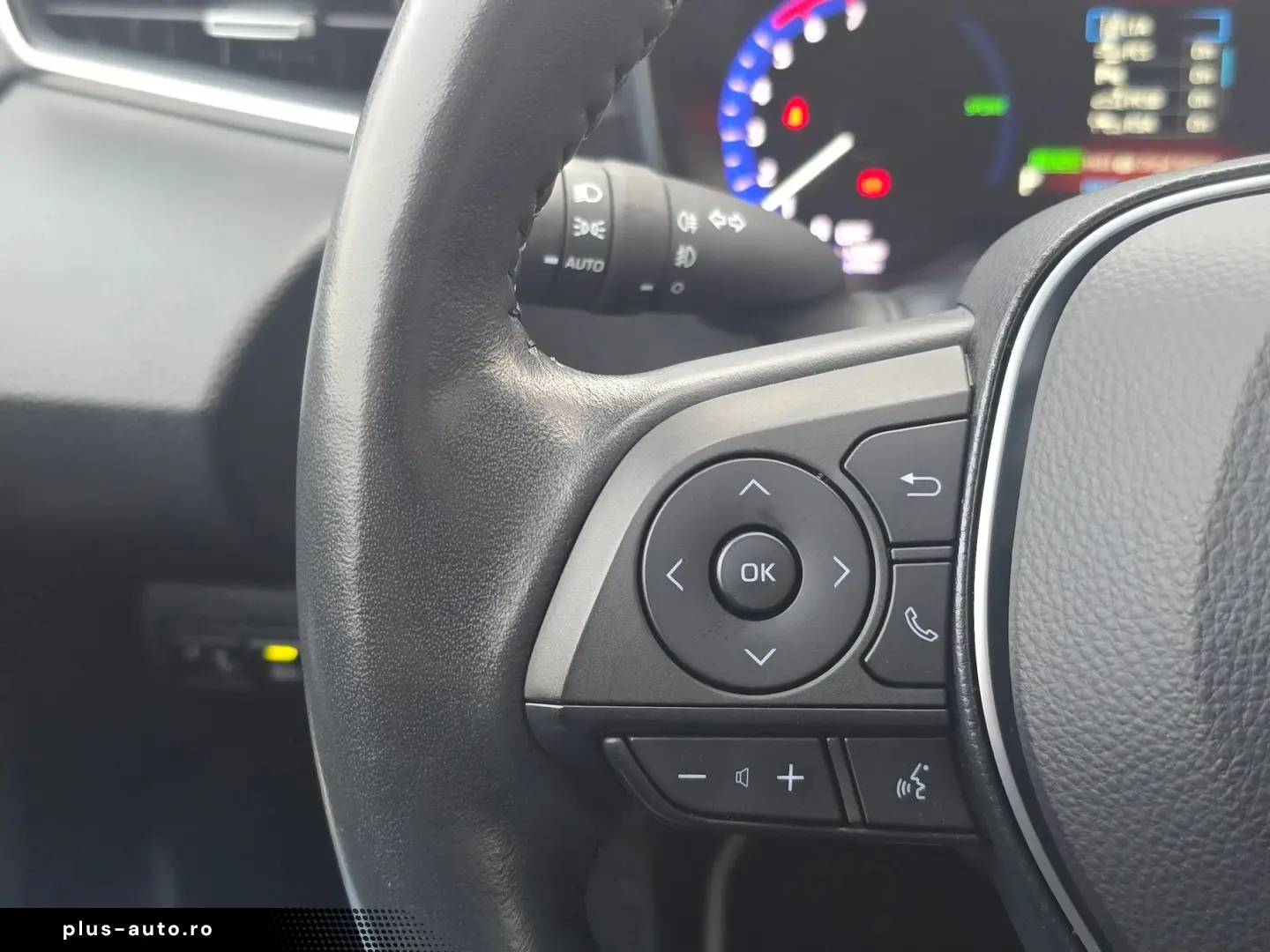 Toyota Corolla 1.8 - 122 CP Hybrid