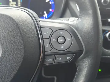 Toyota Corolla 1.8 - 122 CP Hybrid