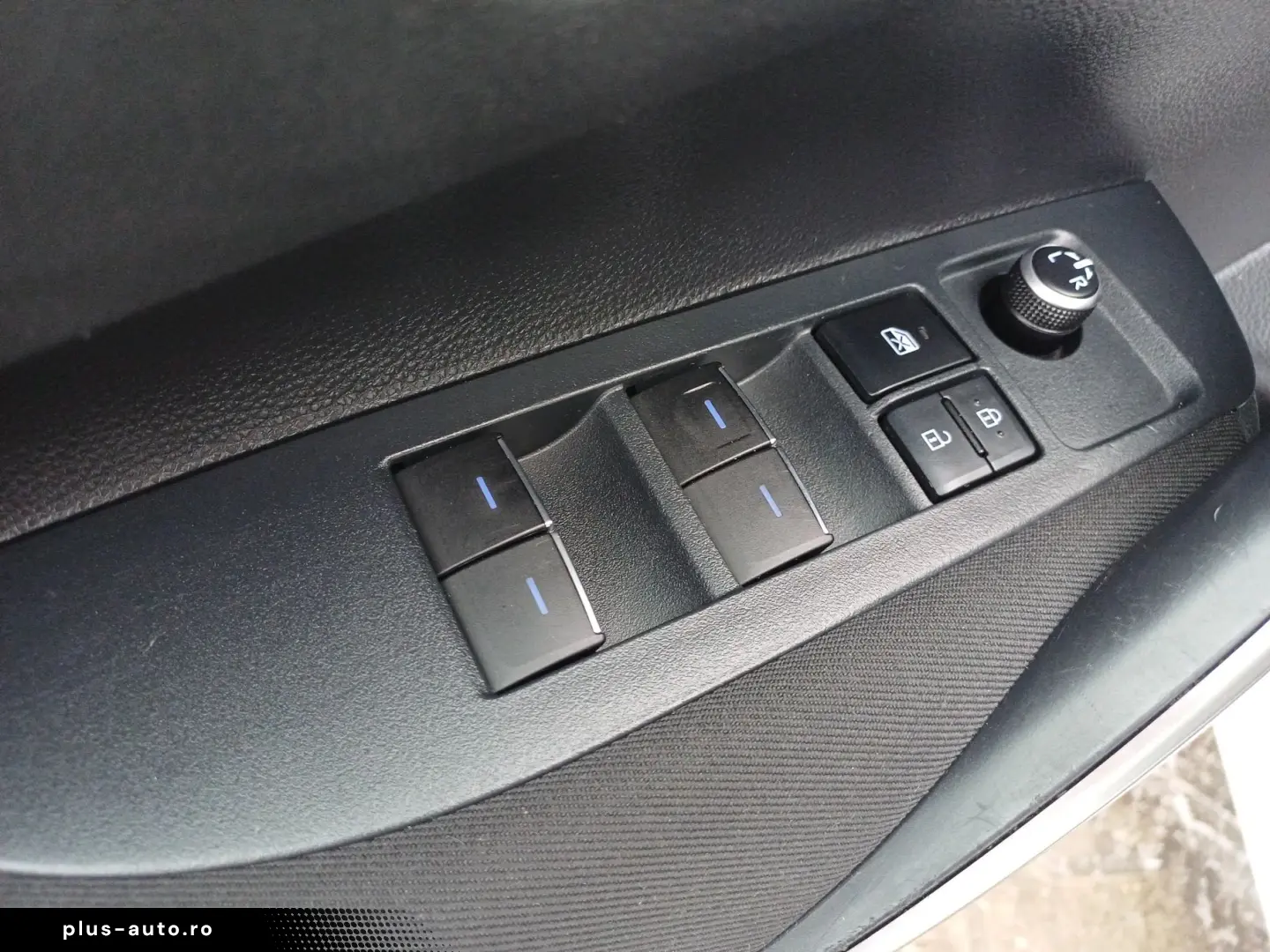 Toyota Corolla  Dynamic  1.8 HYBRID 122Cp