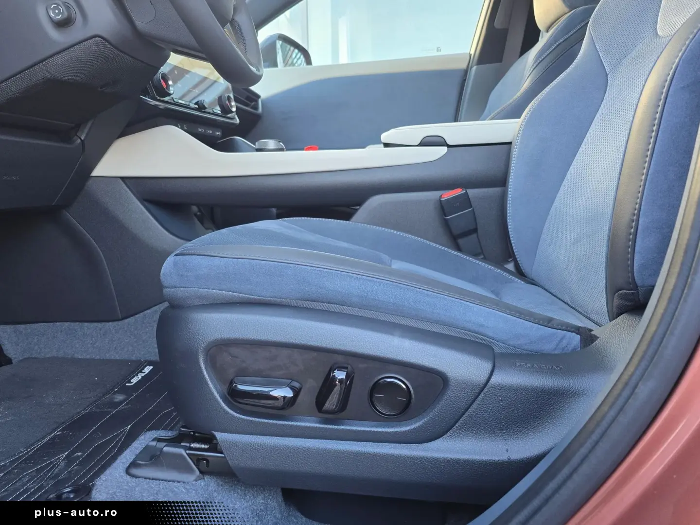 Lexus RZ 450e 313 CP AWD Luxury