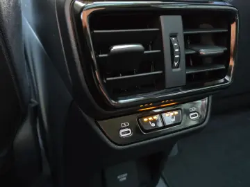 Lexus RZ 450e 313 CP AWD Luxury