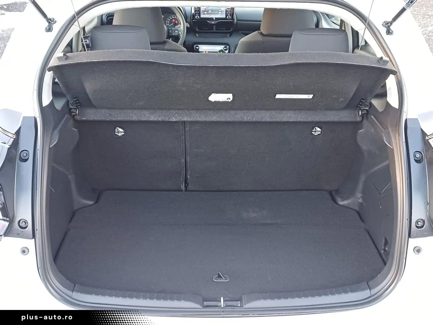 Toyota Yaris 1.5 hybrid 92 CP Eco