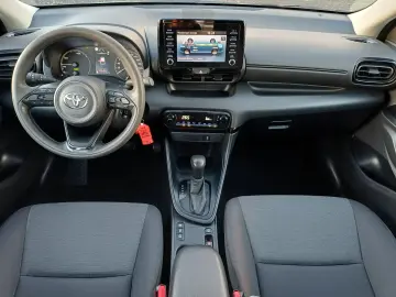 Toyota Yaris 1.5 hybrid 92 CP Eco