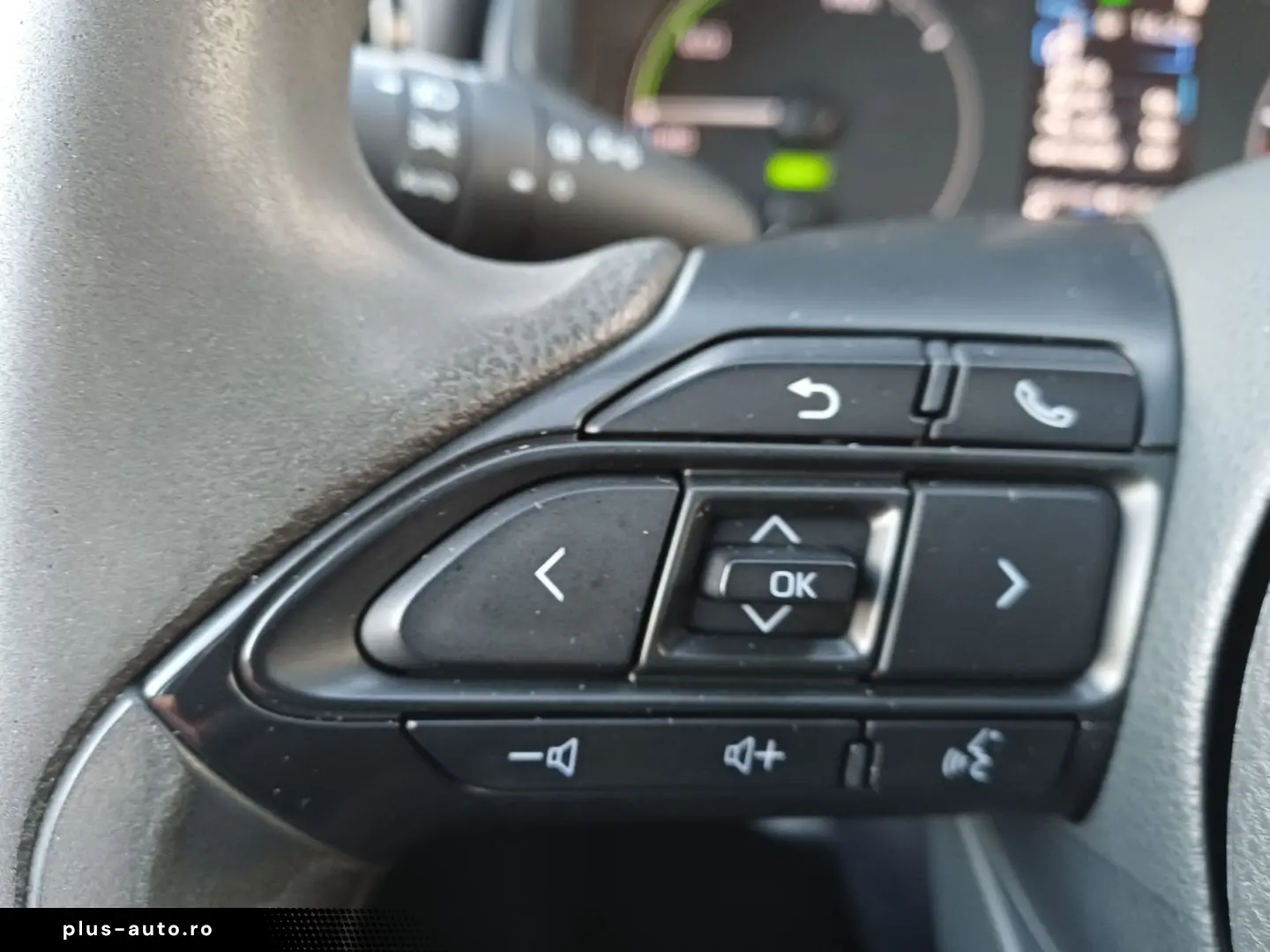 Toyota Yaris 1.5 hybrid 92 CP Eco