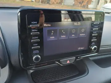 Toyota Yaris 1.5 hybrid 92 CP Eco