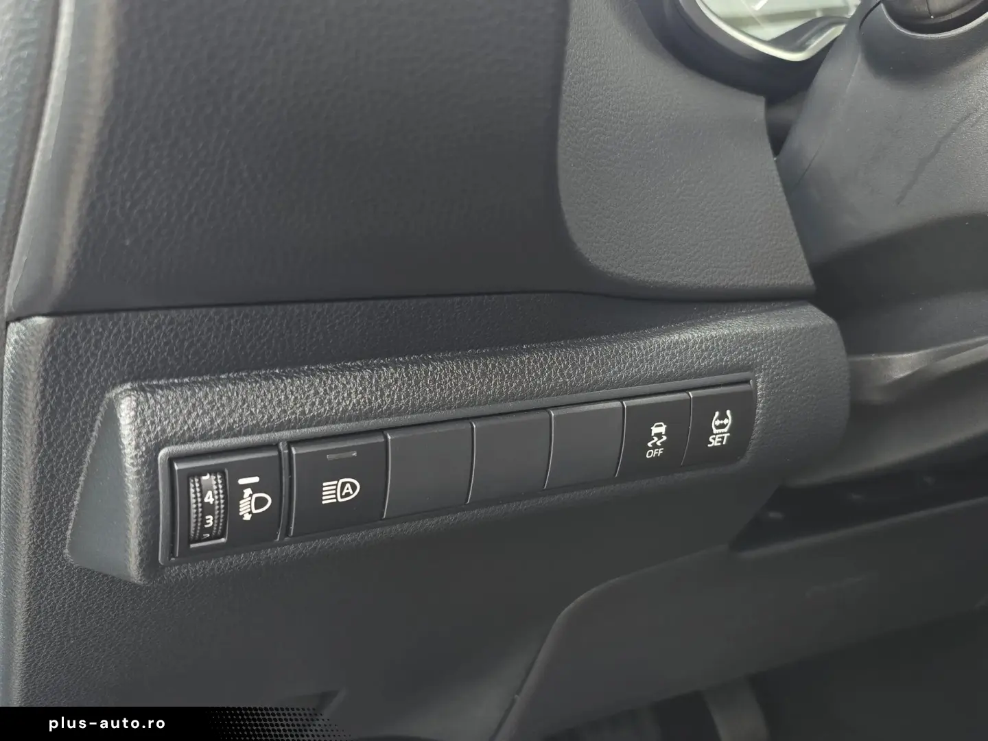 Toyota Corolla Sedan Hybrid 1.8 - 122 CP -  Business