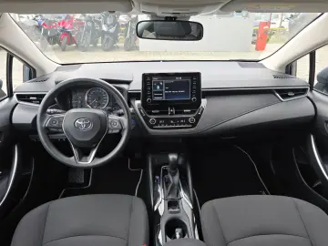 Toyota Corolla Sedan Hybrid 1.8 - 122 CP -  Business